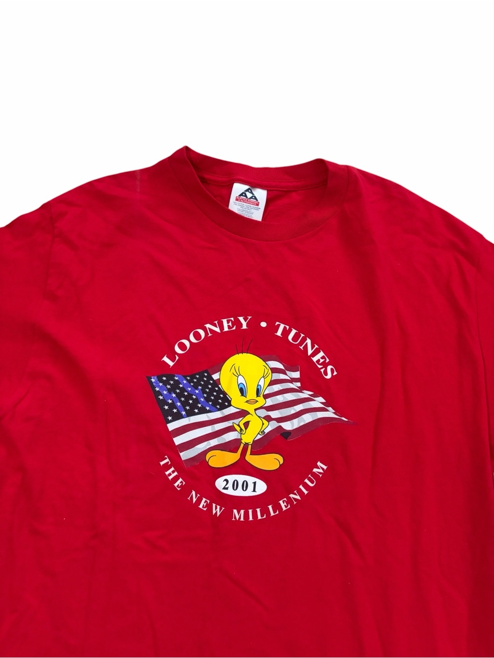 VTG Looney Tunes Tweety Bird USA Flag 2001 Shirt Adult Large The New Millenium